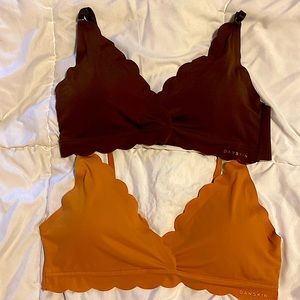Danskin 38C wire free bra with removable pads. 2 pack.